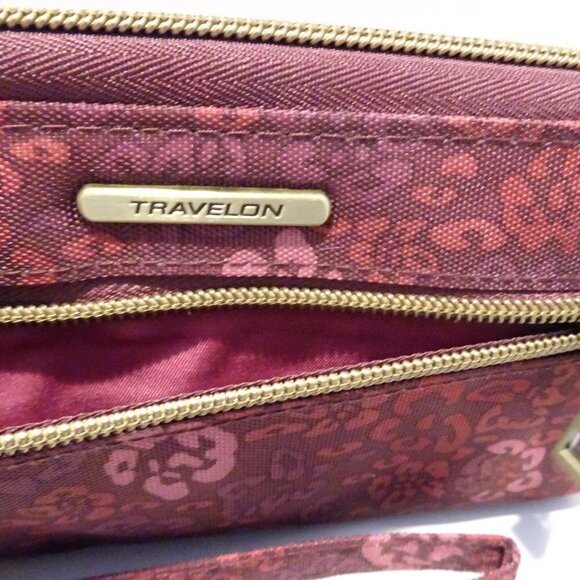 TRAVELON Pink Maroon Floral Print Zip Around Wallet Clutch Organizer Travel - Picture 5 of 8